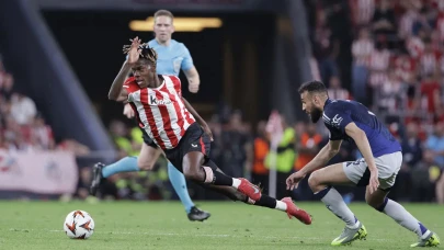 UEFA Avrupa Ligi yarı final ilk maçlarında İngiliz takımları avantajı yakaladı!
