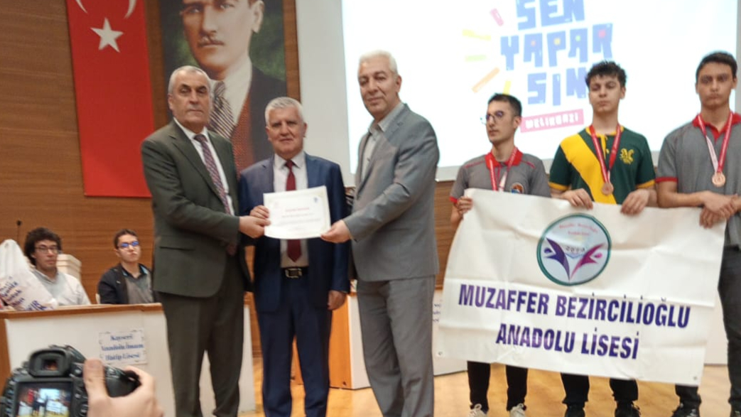 Muzaffer Bezircilioğlu Anadolu Lisesi’nden Büyük Başarı!