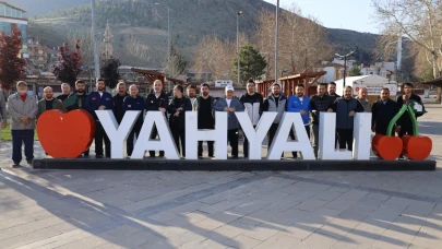 Yahyalı Belediyesi'nde sabah sporu ve kahvaltı etkinliği!