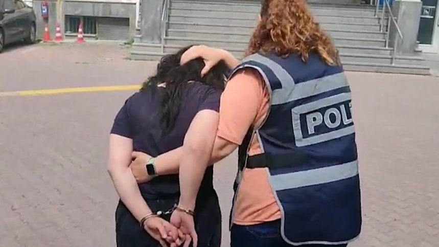 55 yıl kesinleşmiş cezası bulunan kadın merdiven boşluğunda yakalandı!