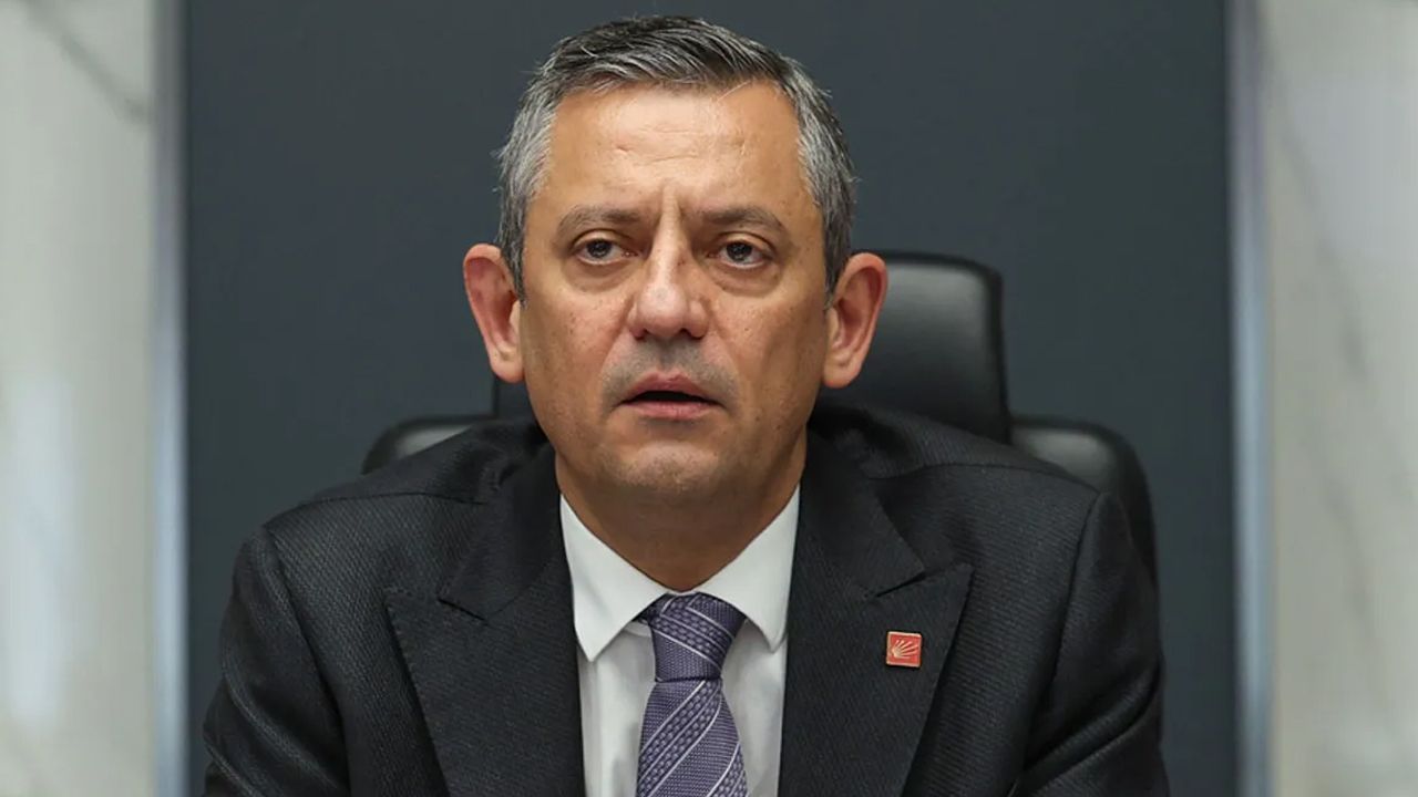 Özgür Özel'den PKK'nın fesih kararına ilişkin ilk açıklama!