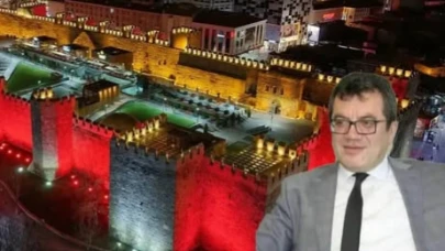 Adnan Kenanoğlu: “Kalemiz Kapalı Kale Olmasın, Cumhuriyet Meydanı Şehrin Misafir Odasıdır”