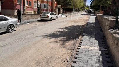 Melikgazi, İldem'e konforlu yaya yolları yapıyor!