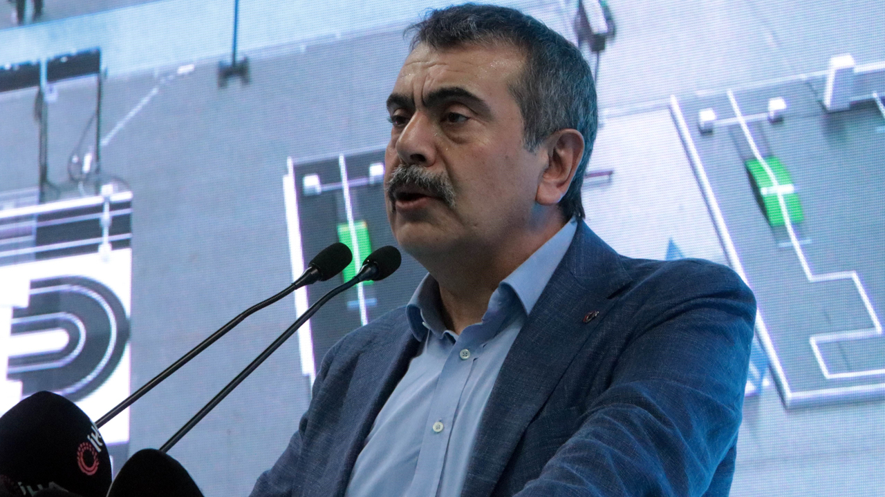 Bakan Yusuf Tekin: "Artık öğretmenlerimizi Milli Eğitim Akademisi düzeninden istihdam edeceğiz"