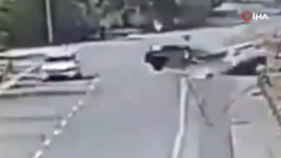 Kayseri'de 2 kişinin öldüğü feci kaza kamerada!