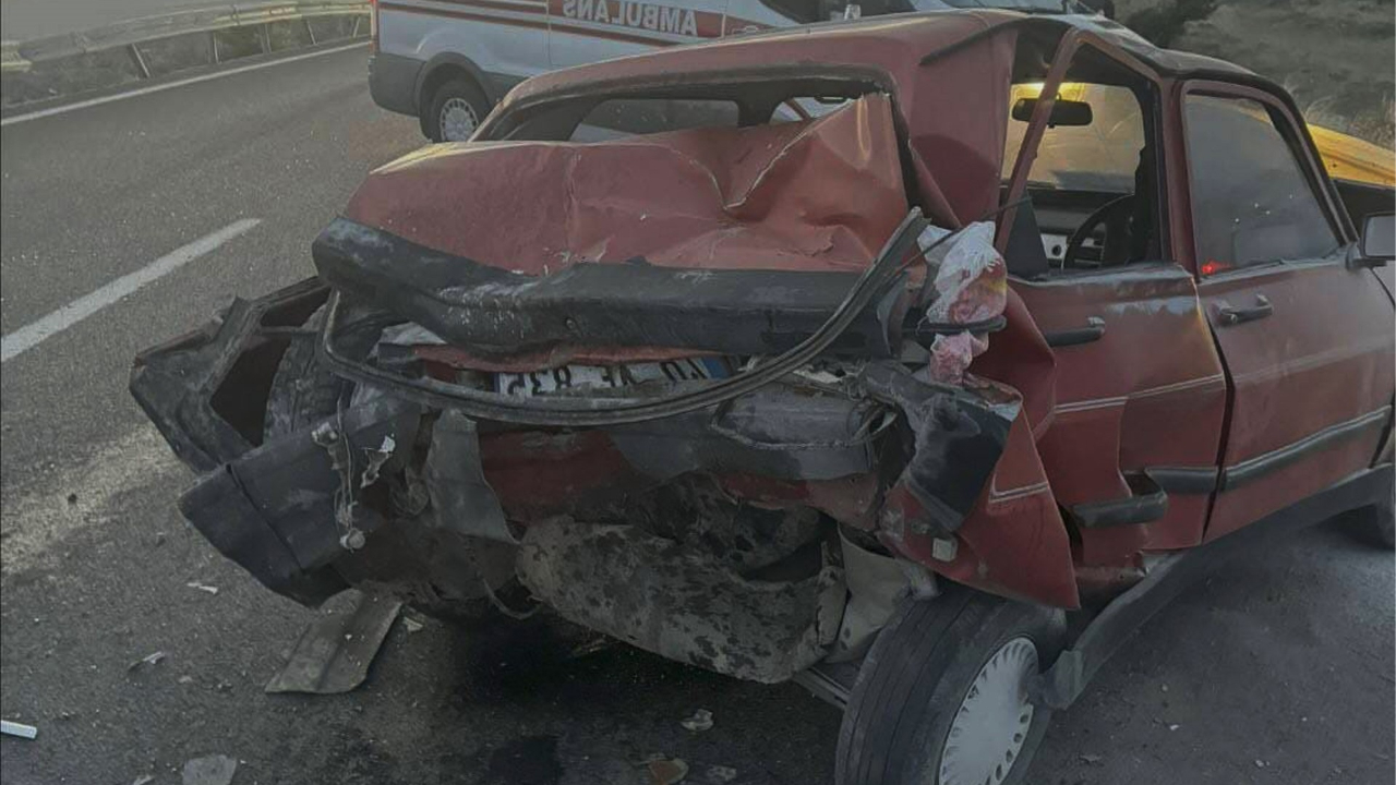 Kayseri-Kırıkkale Yolunda Feci Kaza: 1 Ölü, 2 Yaralı!
