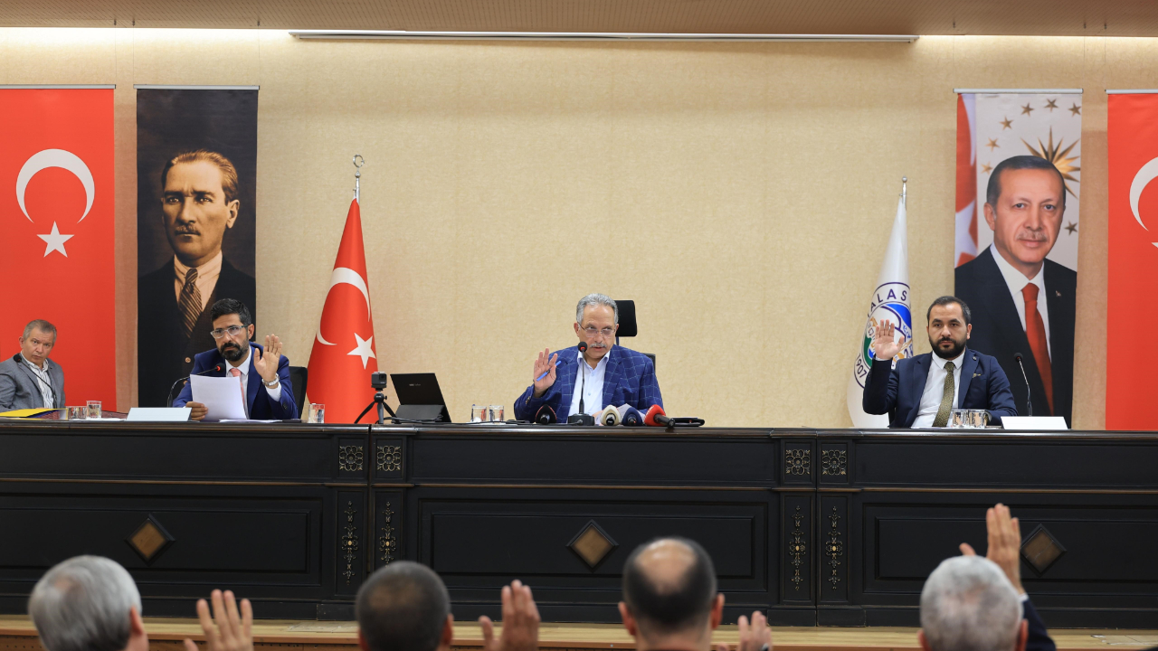 Talas Meclisi 10 maddeyi görüştü!
