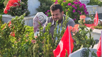 Hatay'da deprem şehitliğinde buruk bayram!