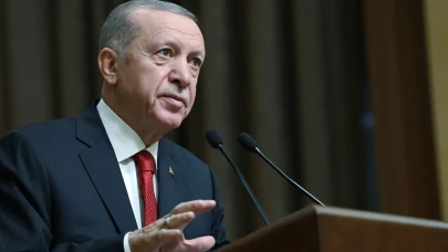 Erdoğan AK Parti teşkilatlarını uyardı, CHP'ye yüklendi! Üç, beş belediye çıkışı...