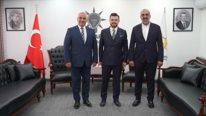 Sürpriz Ziyaret: Hasgül ve Tokgöz AK Parti'de