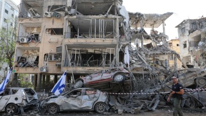 İsrail'de İran'ın saldırıları sonucu 3 kişi öldü, 91 kişi yaralandı!