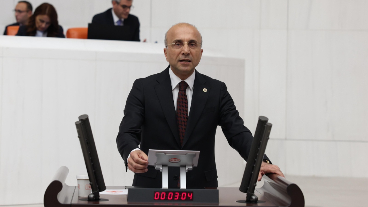 CHP’li Aşkın Genç: “Her Litre Süt Zarar, Üretici Borçla Yaşıyor”