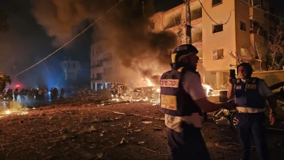 İran'dan İsrail'e yeni füze saldırısı: 4 yaralı!