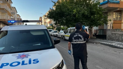 Kayseri'de, alkollü 2 arkadaş birbirini bıçakladı!