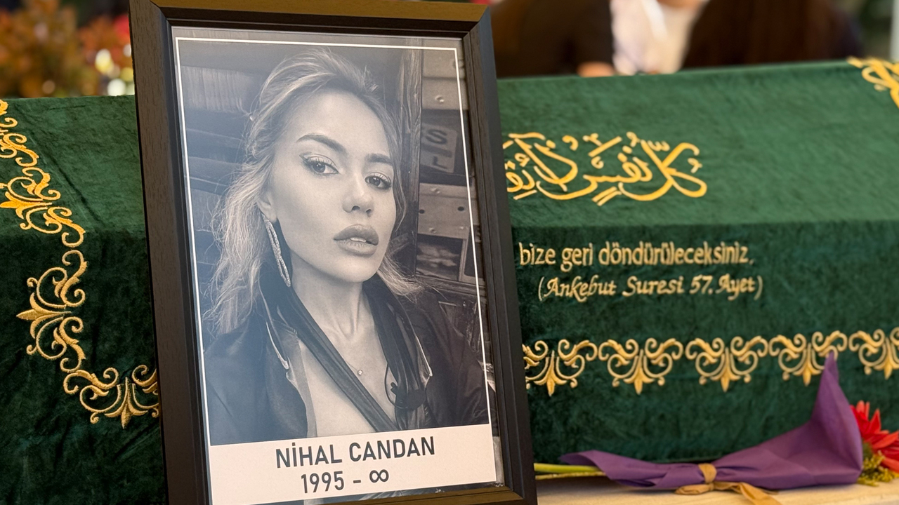 Sosyal fenomeni Nihal Candan son yolculuğuna uğurlandı!