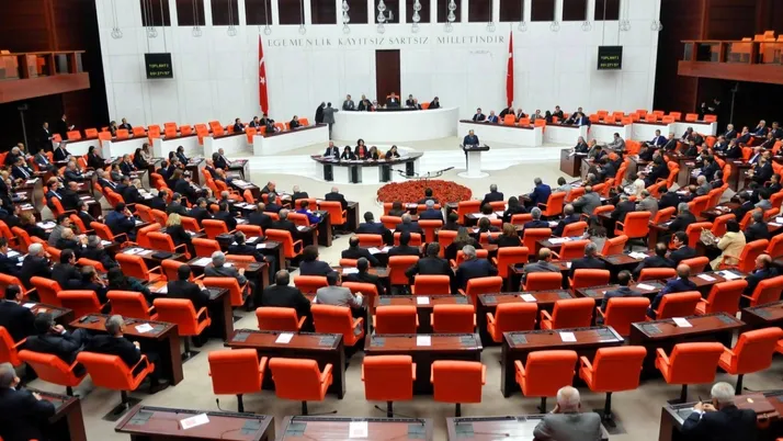 TBMM’nin Yaz Tatili Ertelendi: Meclis 31 Temmuz’a Kadar Çalışacak!