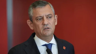 CHP'de yeni soruşturmalar sonrası Özgür Özel MYK'yı acil olarak topladı!