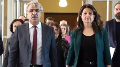 DEM Parti Heyeti İmralı’ya Gidiyor: Altıncı Görüşme Bugün Yapılacak!