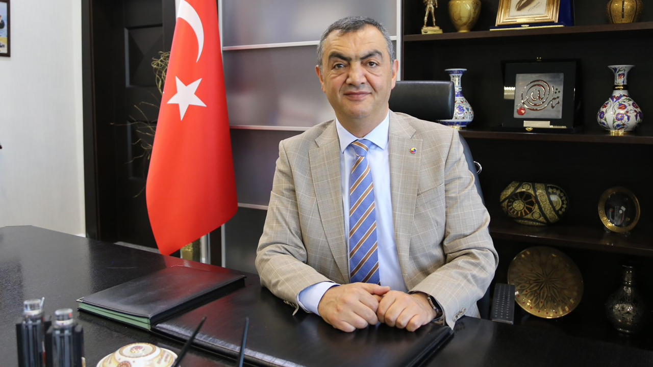 Başkan Büyüksimitci: "Kayserili firmalarımız yaptıkları yeni yatırımlarla istihdam oluşturmaya devam ederek, ülke ekonomisine katkıda bulunmayı sürdürüyorlar"