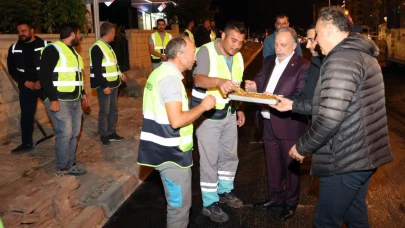 Başkan Yalçın gece mesaisinde: Talas’ta asfalt mesaisi aralıksız sürüyor!