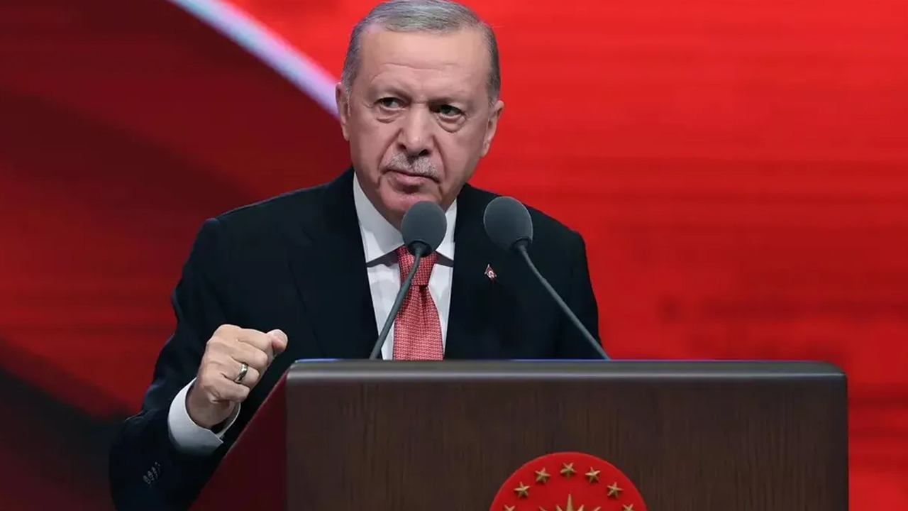Kabinede revizyon vakti! 3 bakanlık değişiyor, işte adı geçen isimler!
