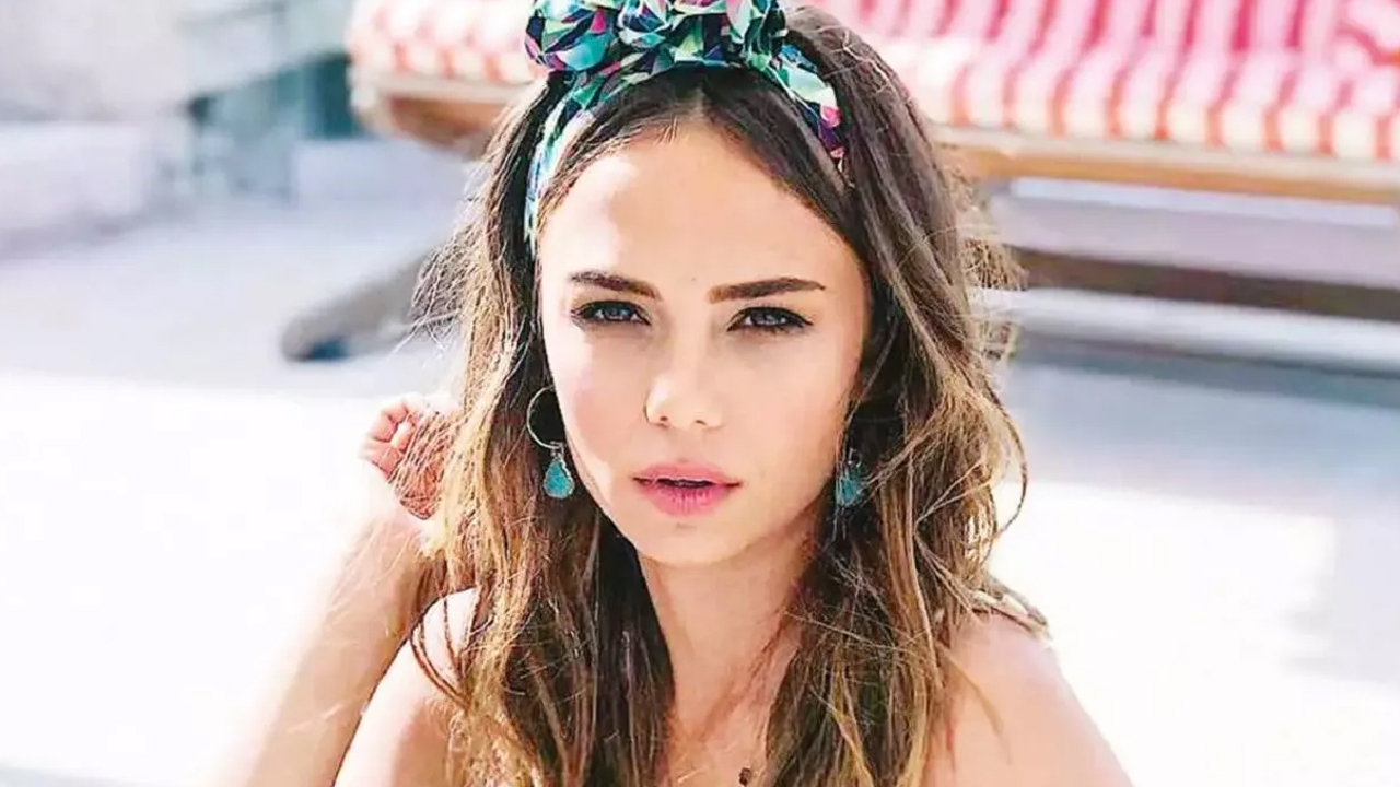 Bahar Şahin'in Instagram hesabı çalındı...