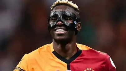 Galatasaray, Victor Osimhen'e kavuşuyor! İstanbul'a geliş saati belli oldu!