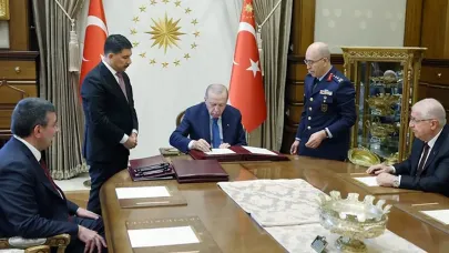 YAŞ kararları açıklandı Genelkurmay Başkanı değişti!