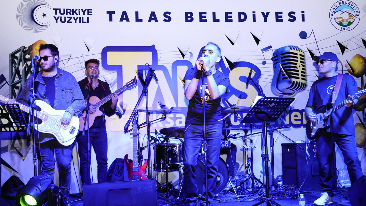 Talas Belediyesi'nden Zafer Haftası'na görkemli kutlama!