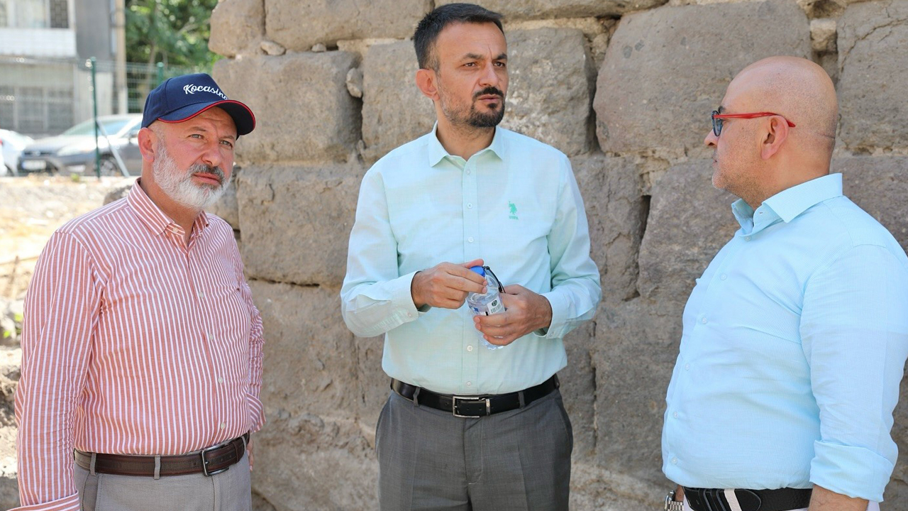 Başkan Çolakbayrakdar: "Kayseri'nin ilk medresesini kültür hazinemize yeniden kazandırıyoruz"