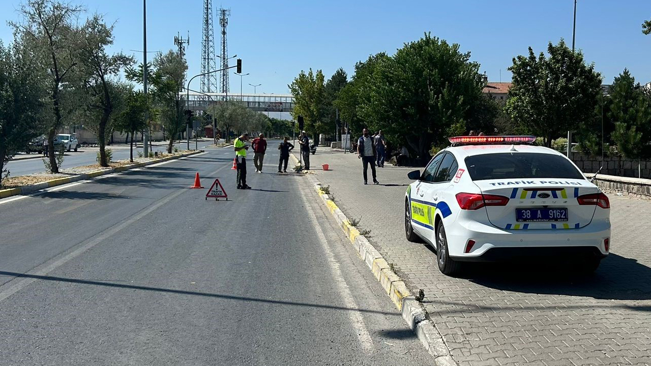 Otomobilin çarptığı bisiklet sürücüsü yaşamını yitirdi!