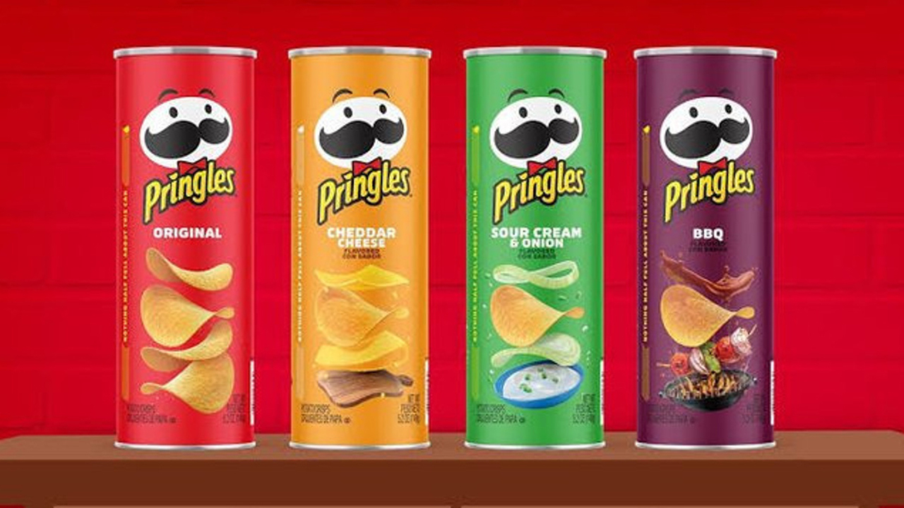 Pringles Türkiye’ye geri döndü: 330 liralık fiyatı ile yeniden raflarda!