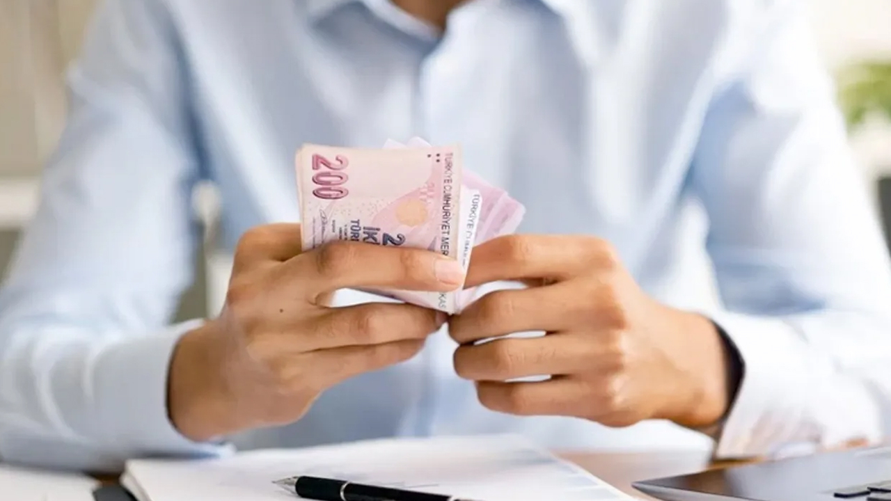 Memur ve memur emeklileri için ilk zam teklifi belli oldu!