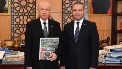 Bahçeli’nin Başdanışmanından Dikkat Çeken Yazı: “MHP Papatya Falı Sevmez”
