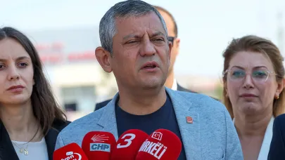 Özgür Özel, tutuklu İpek Elif Atayman'ı ziyaret etti: 'Suçu ne biliyor musunuz? Ekrem İmamoğlu'na iftira atmamak' dedi!