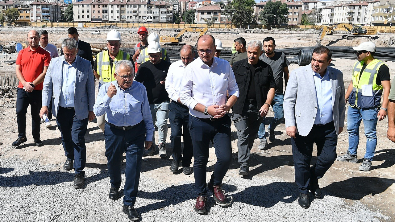Başkan Büyükkılıç, Sahabiye Kentsel Dönüşüm Projesi'ni inceledi!