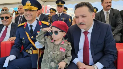 Kayseri'de Zafer Bayramı coşkusu!
