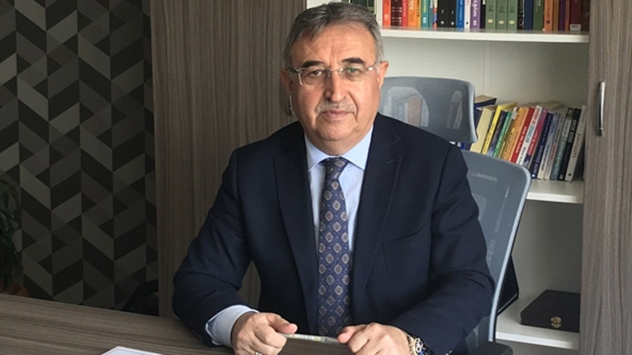 Hüseyin Akar, Cihangir Okulları’ndaki Görevinden Ayrıldı!