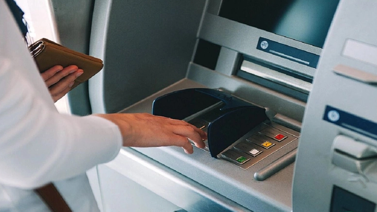 ATM'ye giden boş geliyor! Kısıtlama dönemi başladı...