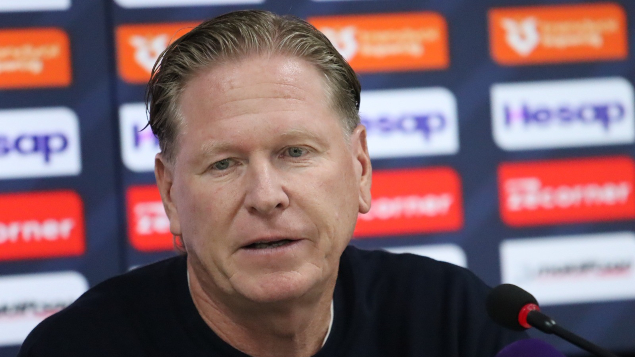 Kayserispor Teknik Direktörü Gisdol: “Takımıma Güveniyorum”