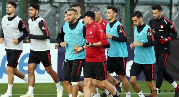 A Milli Takım, Bosna Hersek Maçı Hazırlıklarına Başladı