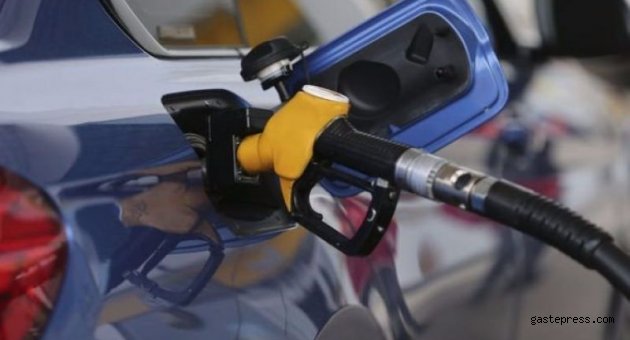 Benzine Gece Yarısından İtibaren Geçerli Olmak Üzere 15 Kuruş İndirim Geldi.