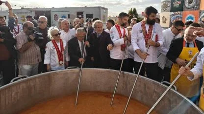 3. Kayseri Gastronomi Günleri'nde 1 ton ‘pastırmalı kuru fasulye!