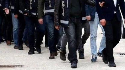 32 İlde FETÖ Operasyonu: 62 Şüpheli Gözaltına Alındı, 41'i Tutuklandı!
