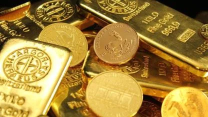 Altında çifte rekor kırıldı! Elinde altın olanlar dikkat, dev banka tahminini değiştirdi!