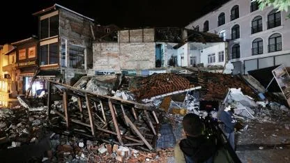 Balıkesir Sındırgı'da deprem oldu yıkımın bilançosu ortaya çıktı!