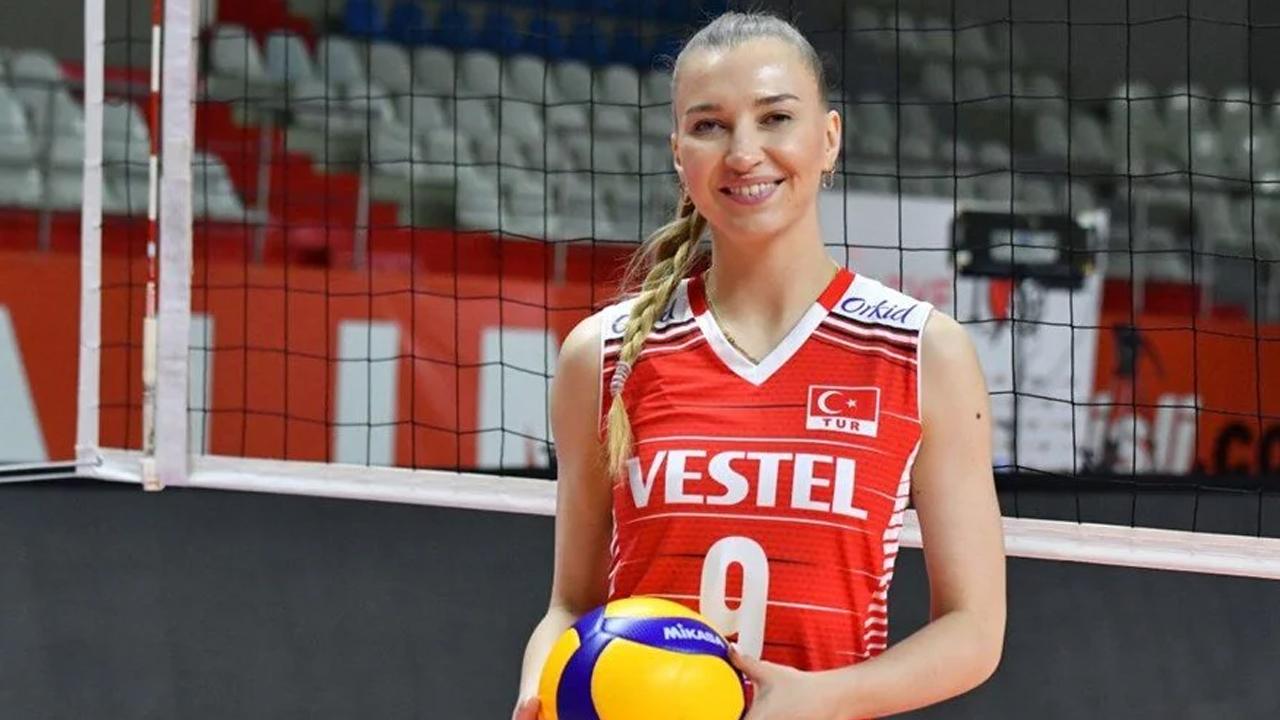Eczacıbaşı&#039;ndan Meliha Diken: &quot;Ebrar Karakurt&#039;la Gurur Duyuyorum&quot;
