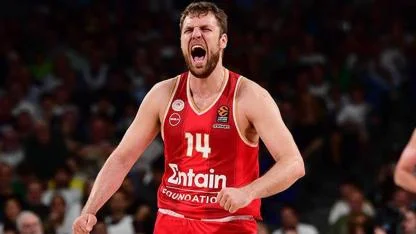 Euroleague'de Haftanın MVP'si Olympiakos'un Yıldızı Sasha Vezenkov!