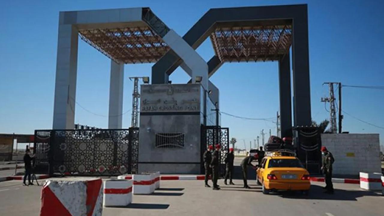 İsrail&#039;in ateşkes anlaşmasına rağmen Gazze’de Refah Sınır Kapısı&#039;nı açmayacağı duyuruldu!
