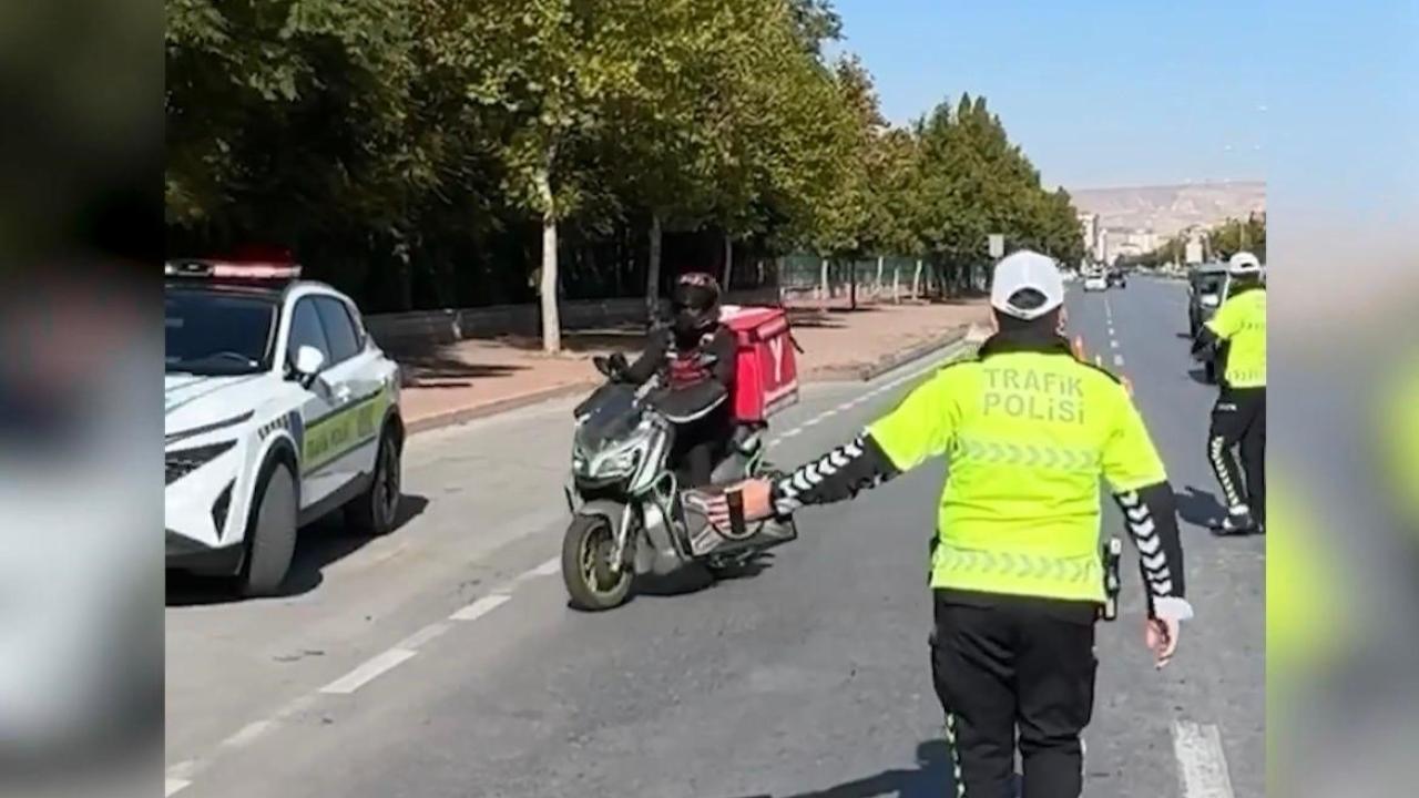 Kayseri&#039;de 356 motosiklet sorgulandı: 7 araç trafikten men edildi!